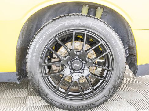 Used 2017 Dodge Challenger R/T image 44