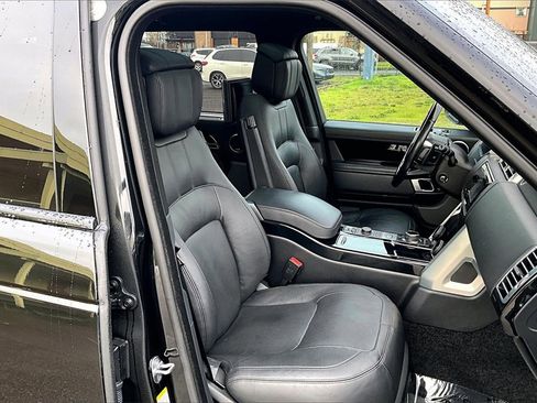 Used 2019 Land Rover Range Rover Long Wheelbase Supercharged image 10