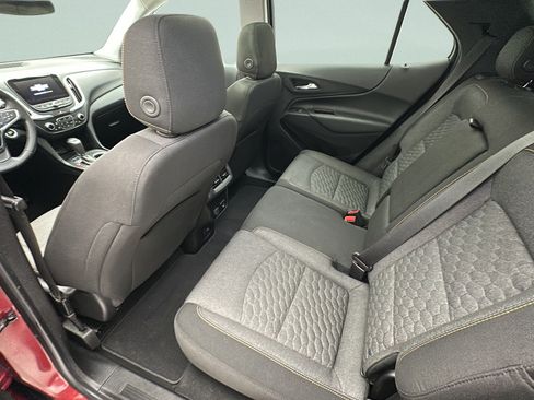 Used 2018 Chevrolet Equinox LT w/ Sun & Infotainment Package AWD/4WD image 10