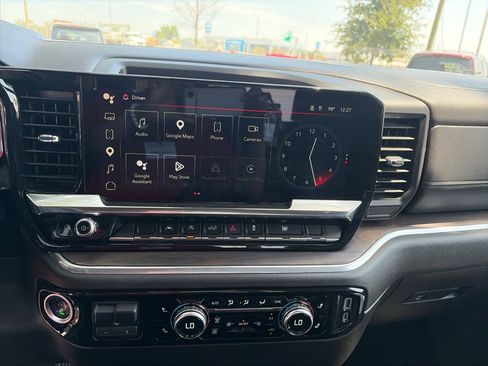 Used 2025 GMC Sierra 1500 SLT AWD/4WD image 20