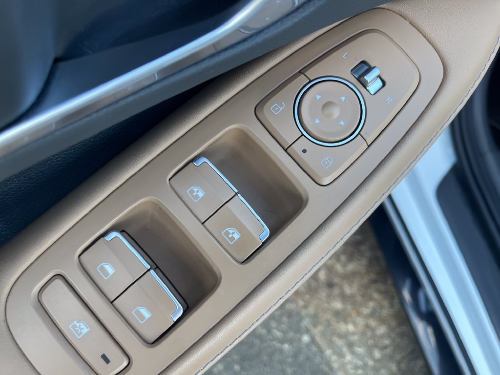 Used 2021 Hyundai Sonata Limited FWD image 14