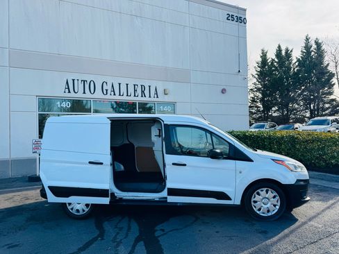 Used 2019 Ford Transit Connect XL image 17