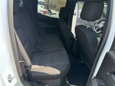 Used 2025 Chevrolet Colorado W/T RWD image 29