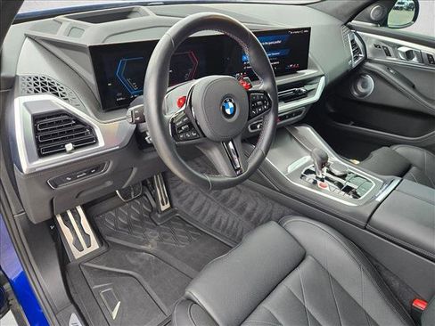 Used 2025 BMW XM w/ M Driver's Package image 10
