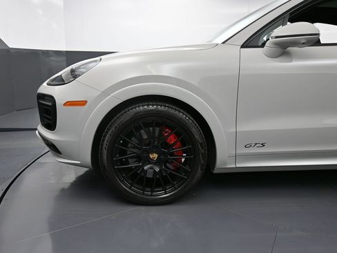 Certified 2023 Porsche Cayenne GTS AWD/4WD image 12