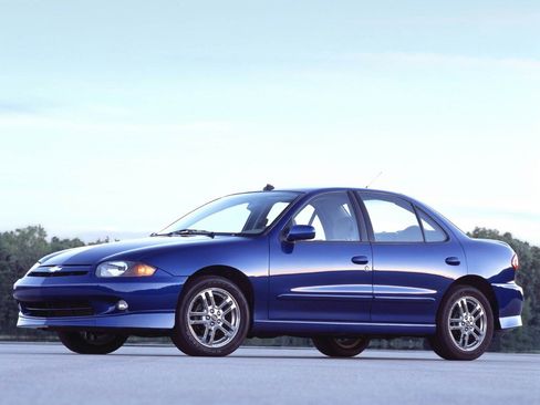 Used 2004 Chevrolet Cavalier LS image 1