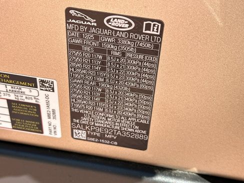 New 2026 Land Rover Range Rover SE image 28