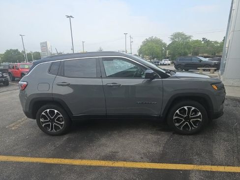 Used 2022 Jeep Compass Limited AWD/4WD image 1