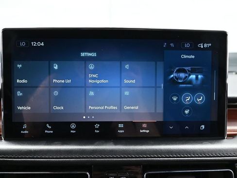 Used 2023 Lincoln Nautilus Reserve w/ Equipment Group 201A AWD/4WD image 36