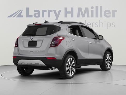Used 2017 Buick Encore Preferred AWD/4WD image 2
