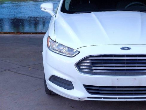 Used 2014 Ford Fusion SE FWD image 41