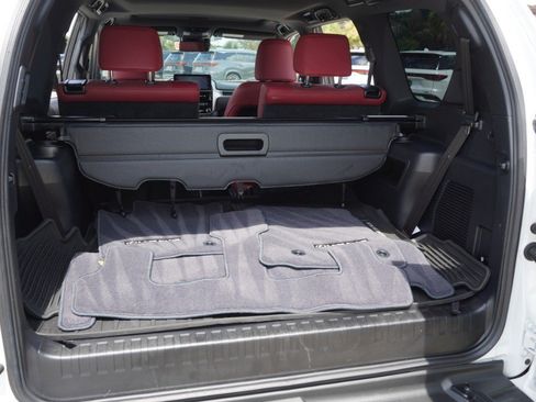 Certified 2023 Lexus GX 460 Premium AWD/4WD image 38