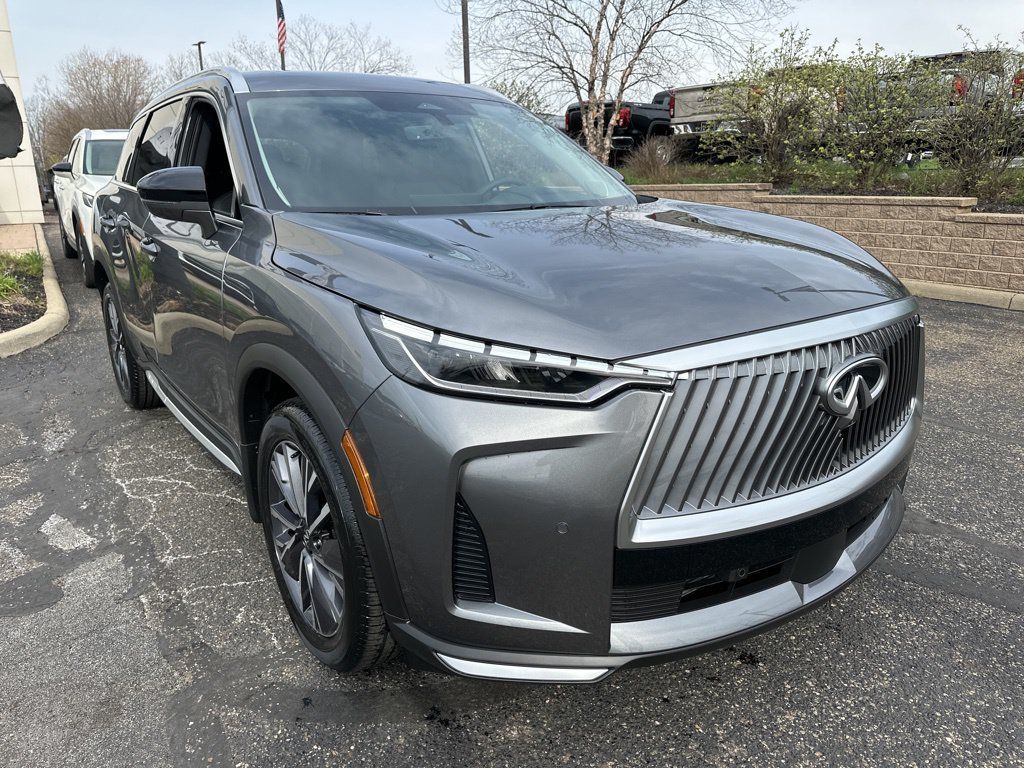 Certified 2026 INFINITI QX60 Luxe w/ Cargo Package AWD/4WD image 13
