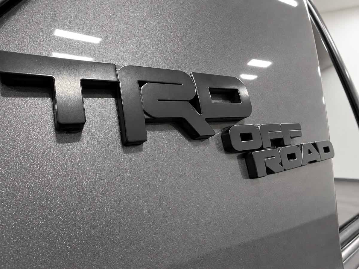 Used 2020 Toyota 4Runner TRD Off-Road Premium w/ Moonroof Package AWD/4WD image 20