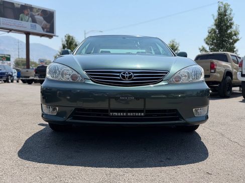 Used 2006 Toyota Camry XLE w/ VSC & Side Airbag Pkg FWD image 88