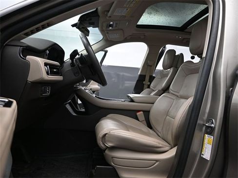 Used 2021 Lincoln Aviator Grand Touring w/ Equipment Group 301A image 12