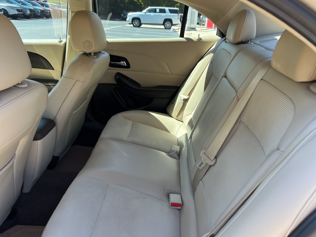 Used 2014 Chevrolet Malibu LT w/ Power Convenience Package FWD image 15