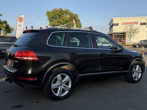 Used 2012 Volkswagen Touareg Hybrid image 26