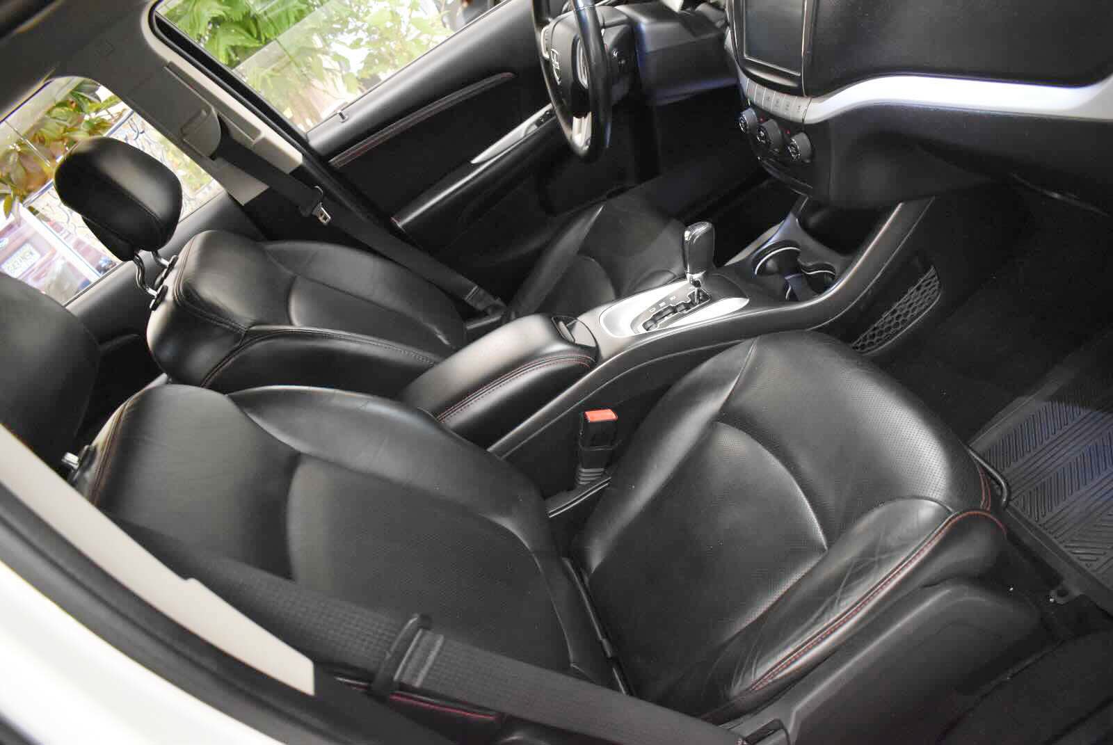 Used 2017 Dodge Journey GT FWD image 42