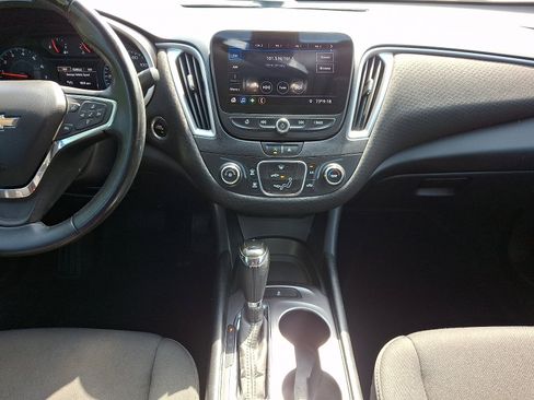 Used 2020 Chevrolet Malibu RS FWD image 15