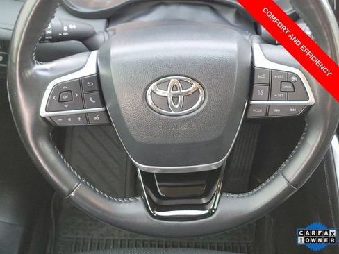 Used 2022 Toyota Highlander Platinum AWD/4WD image 10