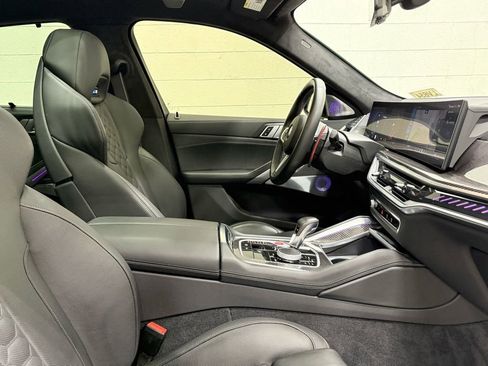 Used 2025 BMW X6 M Competition w/ Executive Package image 53