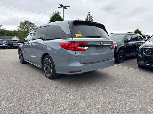 Used 2024 Honda Odyssey Elite image 3