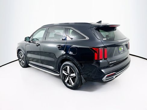 Used 2023 Kia Sorento S image 5