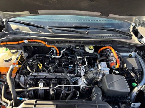 Used 2024 Ford Escape ST-Line w/ Equipment Group 301A image 20