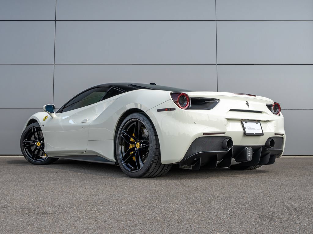 Certified 2018 Ferrari 488 GTB RWD image 9