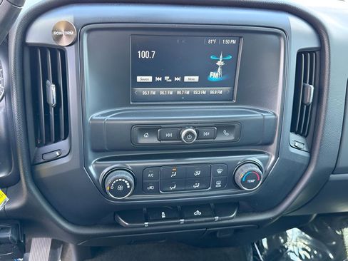 Used 2016 Chevrolet Silverado 1500 Custom w/ Custom Convenience Package image 7