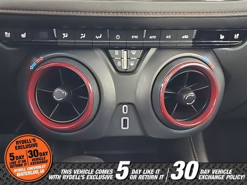 Used 2022 Chevrolet Blazer RS w/ Enhanced Convenience Package image 34