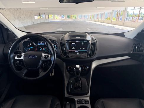 Used 2014 Ford Escape SE w/ Equipment Group 201A FWD image 25