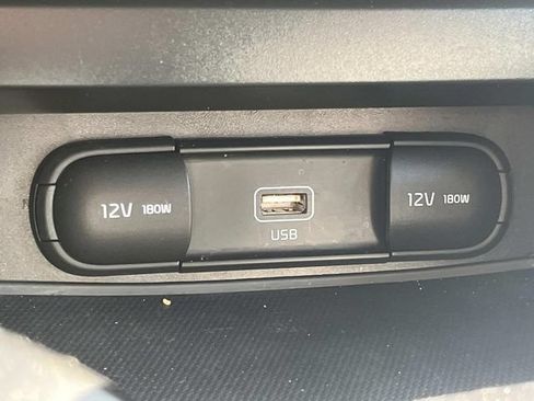 Used 2022 Kia Soul LX FWD image 32