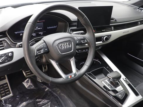 Used 2022 Audi A4 2.0T Prestige image 7