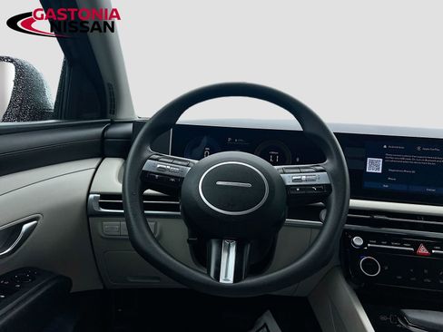 Used 2025 Hyundai Tucson SEL image 30