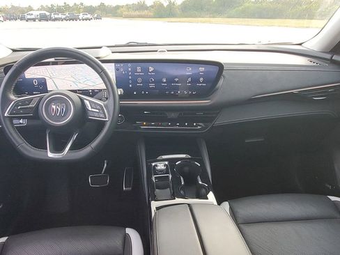 Used 2025 Buick Envision Sport Touring image 24