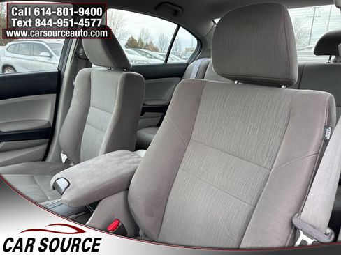 Used 2011 Honda Accord LX image 17