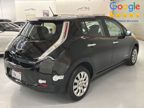 Used 2015 Nissan Leaf S w/ Charge Package FWD image 5