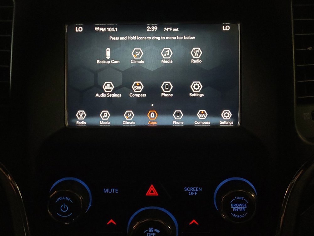 Used 2019 Jeep Grand Cherokee Laredo RWD image 25