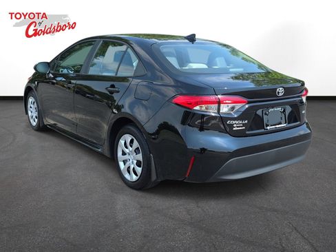 Used 2026 Toyota Corolla LE FWD image 7