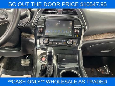 Used 2017 Nissan Maxima Platinum FWD image 21