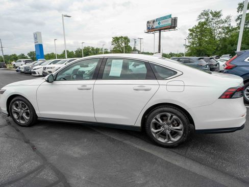 Used 2024 Honda Accord EX image 4