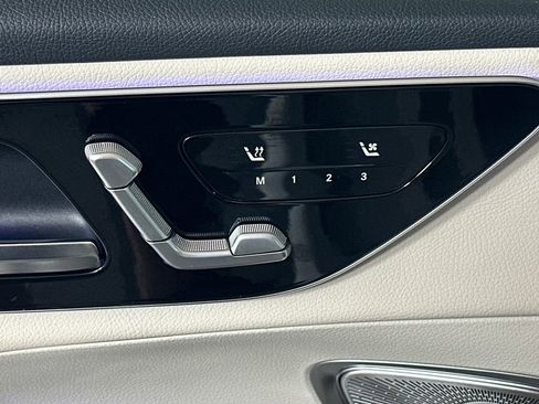 Certified 2026 Mercedes-Benz GLC 300 image 11