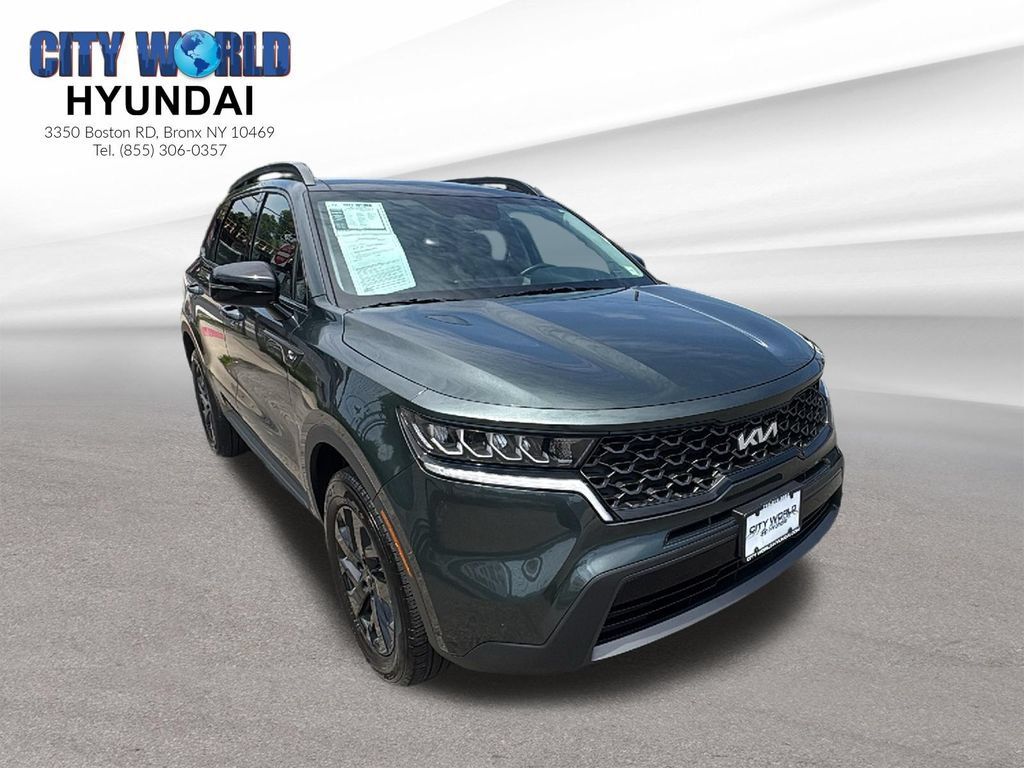 Used 2023 Kia Sorento S w/ Panoramic Sunroof Package AWD/4WD image 7
