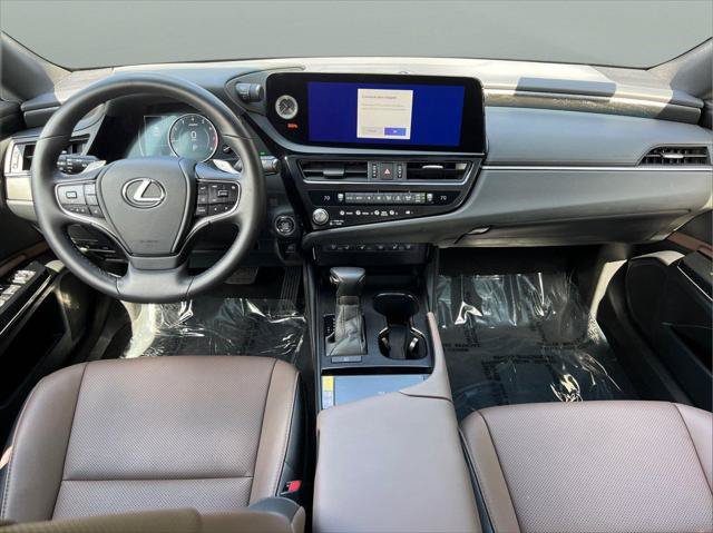 Certified 2025 Lexus ES 350 w/ Premium Package FWD image 23