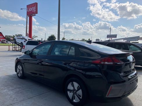 Used 2021 Hyundai Ioniq Blue image 4