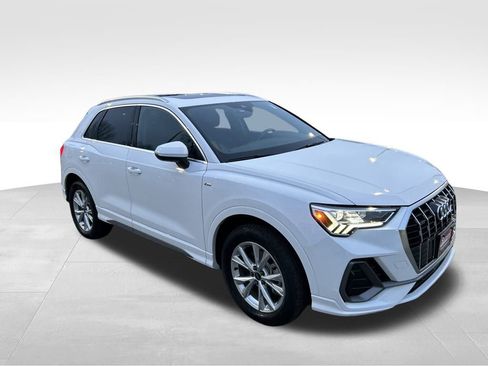 Used 2025 Audi Q3 2.0T Premium image 7