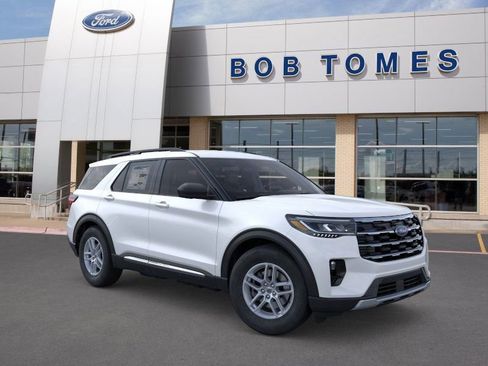 New 2025 Ford Explorer Active w/ Active Comfort Package image 9