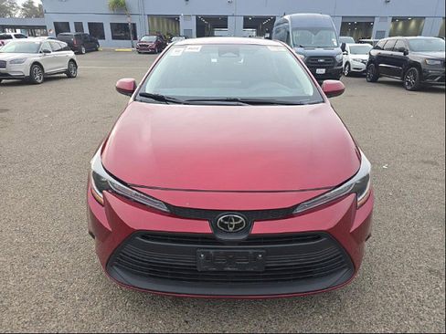 Used 2024 Toyota Corolla LE image 3